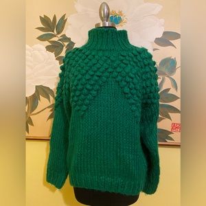 TCEC Women’s Green Chunky Cable Knit Sweater Size S